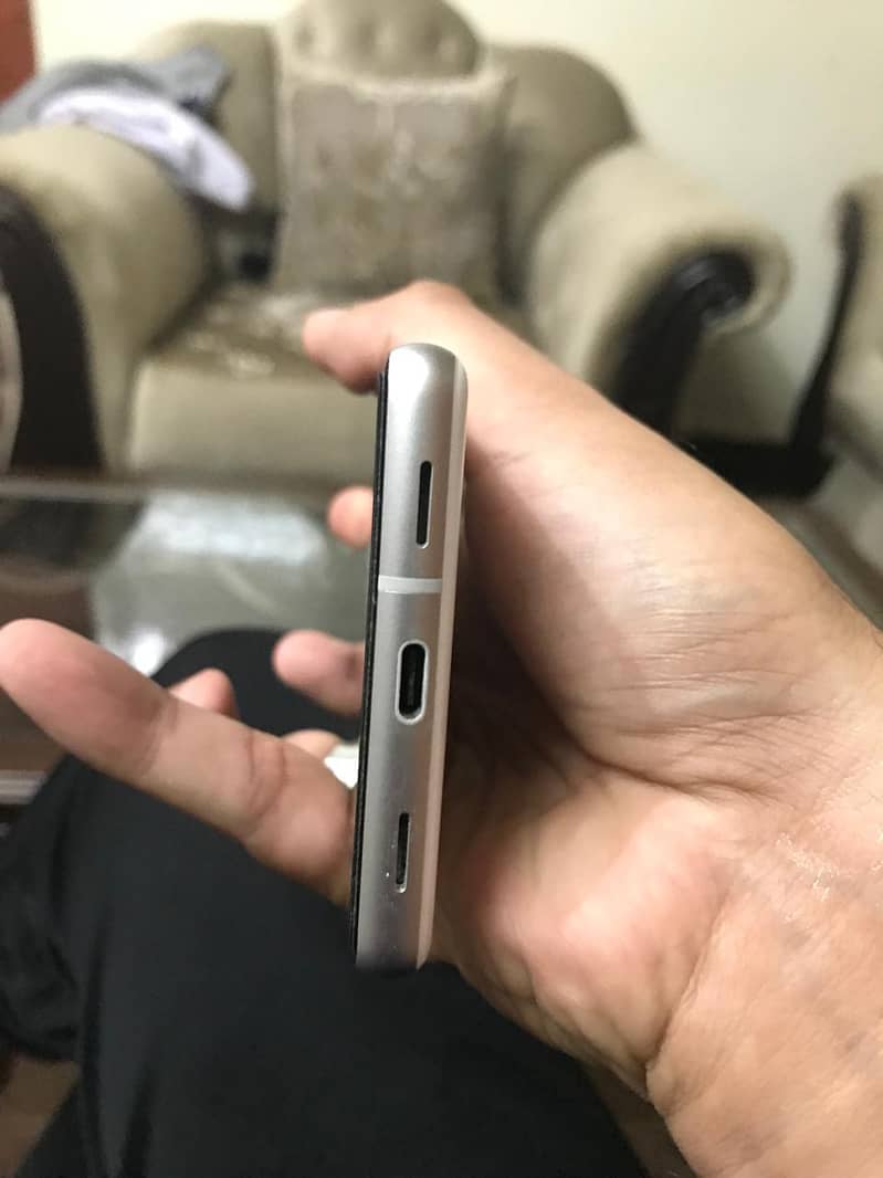 Google Pixel 7a 3