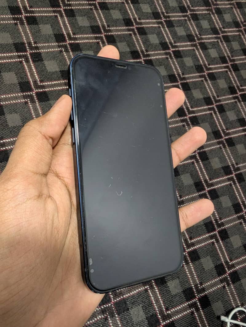 Apple iPhone 12 5