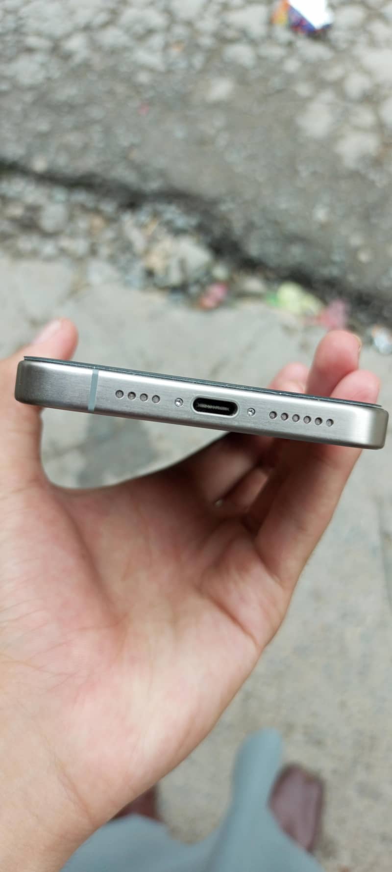 Apple iPhone 15 Pro Max 2