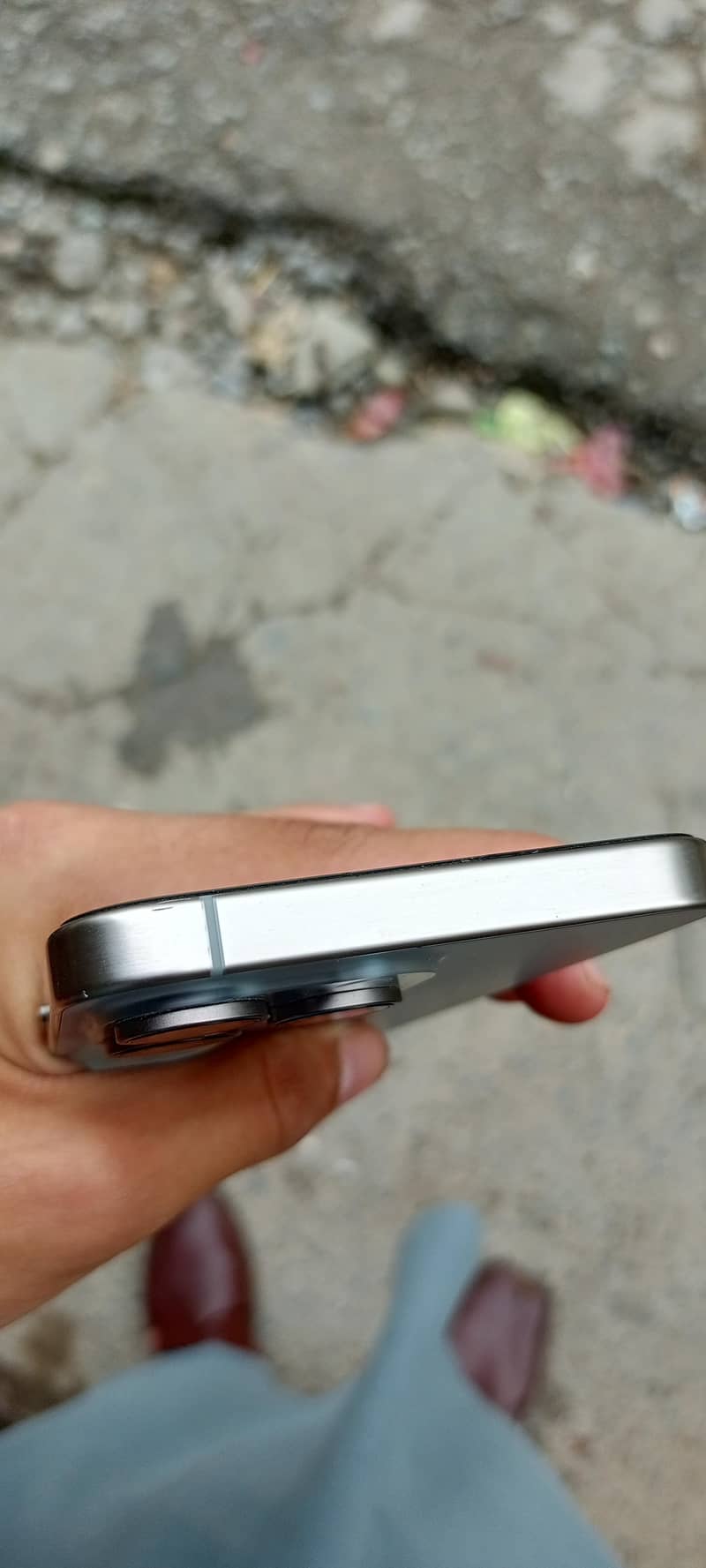 Apple iPhone 15 Pro Max 4