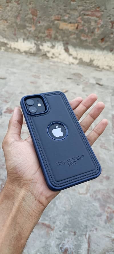 Apple iPhone 12