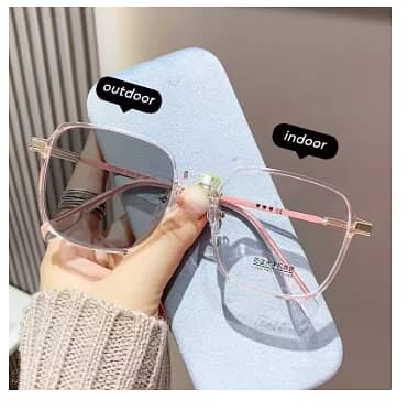 Photochromic Glasses for Women – Large Frame, Color Change, Anti Blue Light C R2970