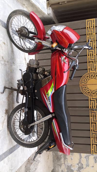 Honda CD 70 Dream 2017-B