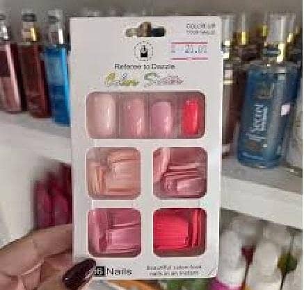 Beautiful Salon - Nail In An Instant 96 Nails, See Color in the Picture (C R5278)