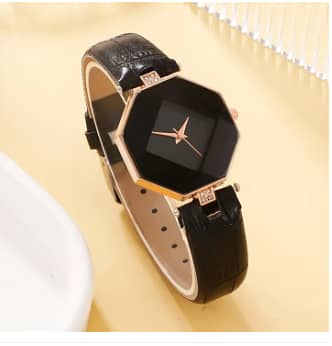 HQ8084 5pc Diamond Set Luxury Fashion Watch for Women and Girls