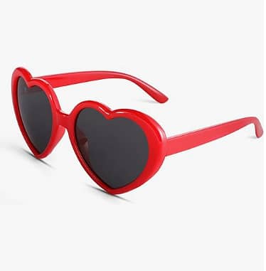 COASION Red Heart Sunglasses for Women — Polarized Heart-Shaped Glasses in Red/Grey, Medium (R5290 C)