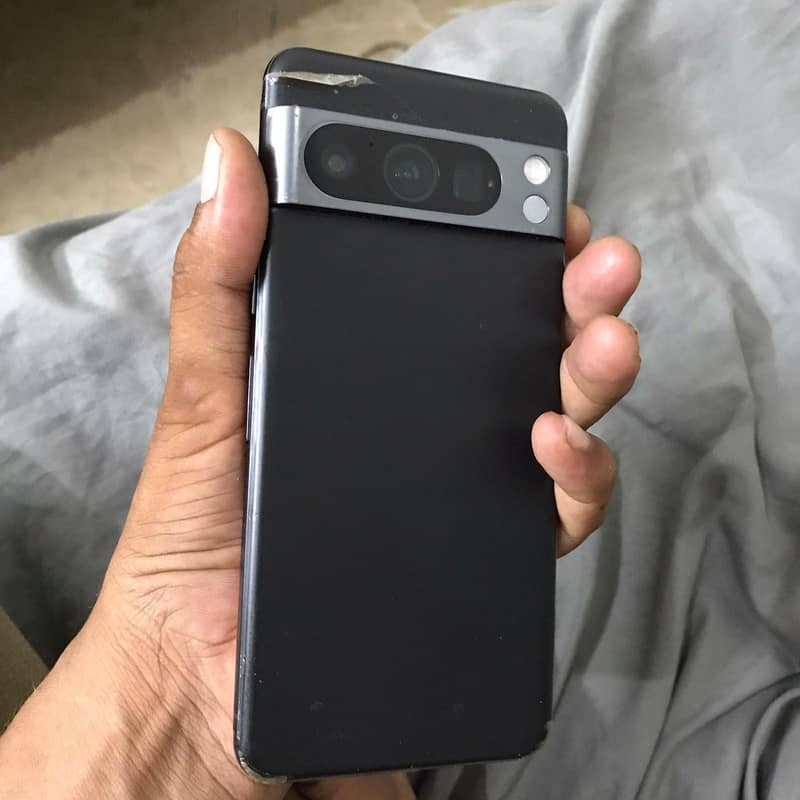 Google Pixel 8 Pro 0