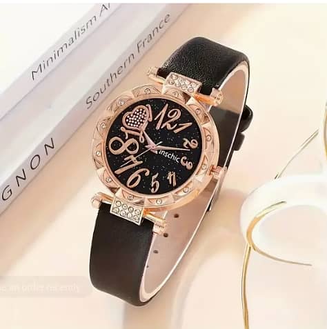 Women Round Pointer Quartz Watch — Luxury Ladies Set (C R4022)