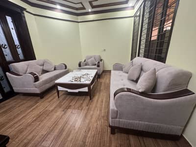 Sofa set with Table