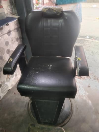 Used Barber Hydraulic Chair for Sale | Salon Chair | Good Condition