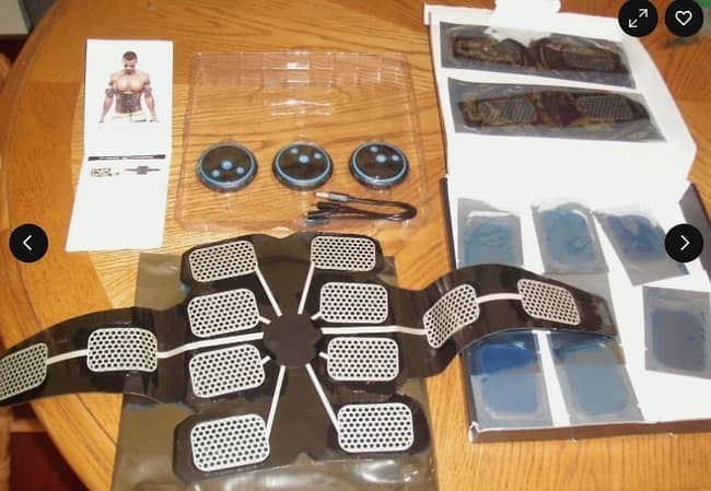 Abs Stimulator Sports Slimming Muscle Toner with Manuals, Charger, Discs, Pads  C R3435