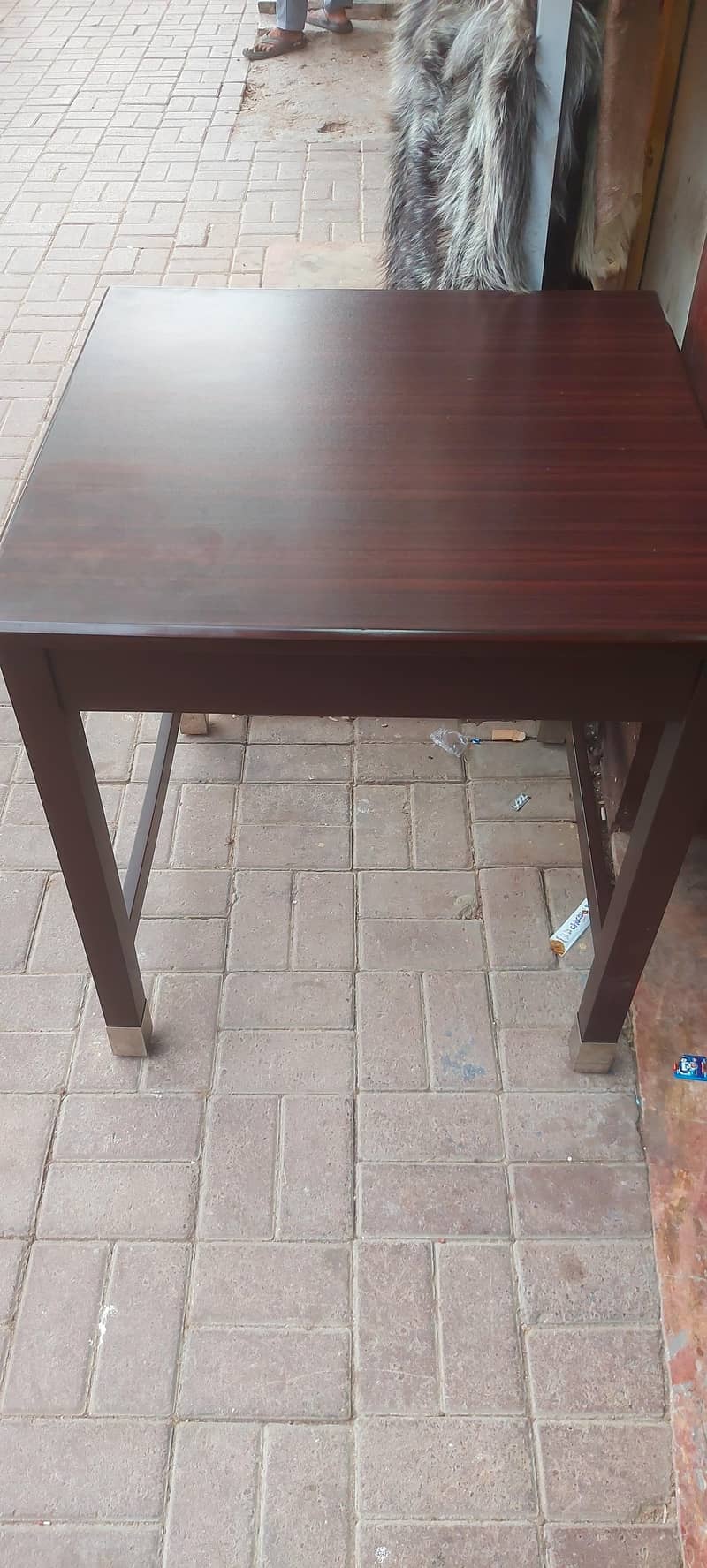 table for lunch 1