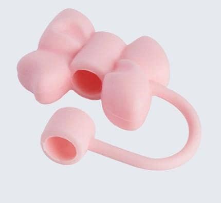 Keep your straw clean and stylish with the Sense Straw Cover, crafted specifically for the Sense Straw. This sleek, functional cover offers the perfect balance of convenience and design for everyday use. C R3003