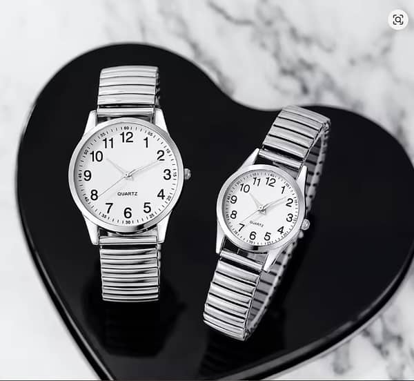 4pcs Silver Couple Quartz Watch Magnetic Heart Bracelet For Couple Fashion Creative Leisure Round Watch Dial Dainty Bracelet Set C R3804