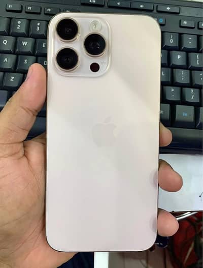 Apple iPhone 16 Pro Max