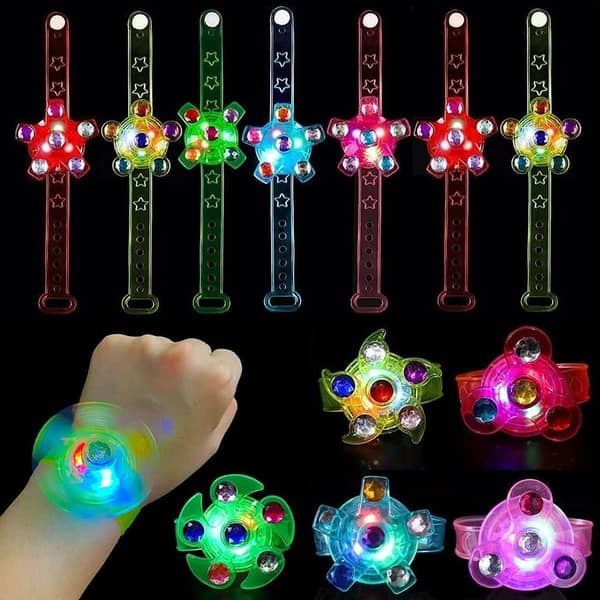 12 pcs Pack LED Light Up Fidget Spinner Bracelets Favors For Kids 4-8 8-12,Glow in The Dark Party Supplies,Birthday Gifts,Treasure Box Toys for Classroom,Carnival Prizes,Pinata Goodie Bags Stuffers uk import