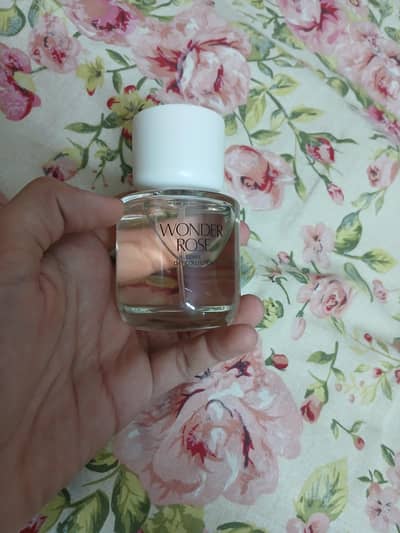 wonder rose ZARA Day collection