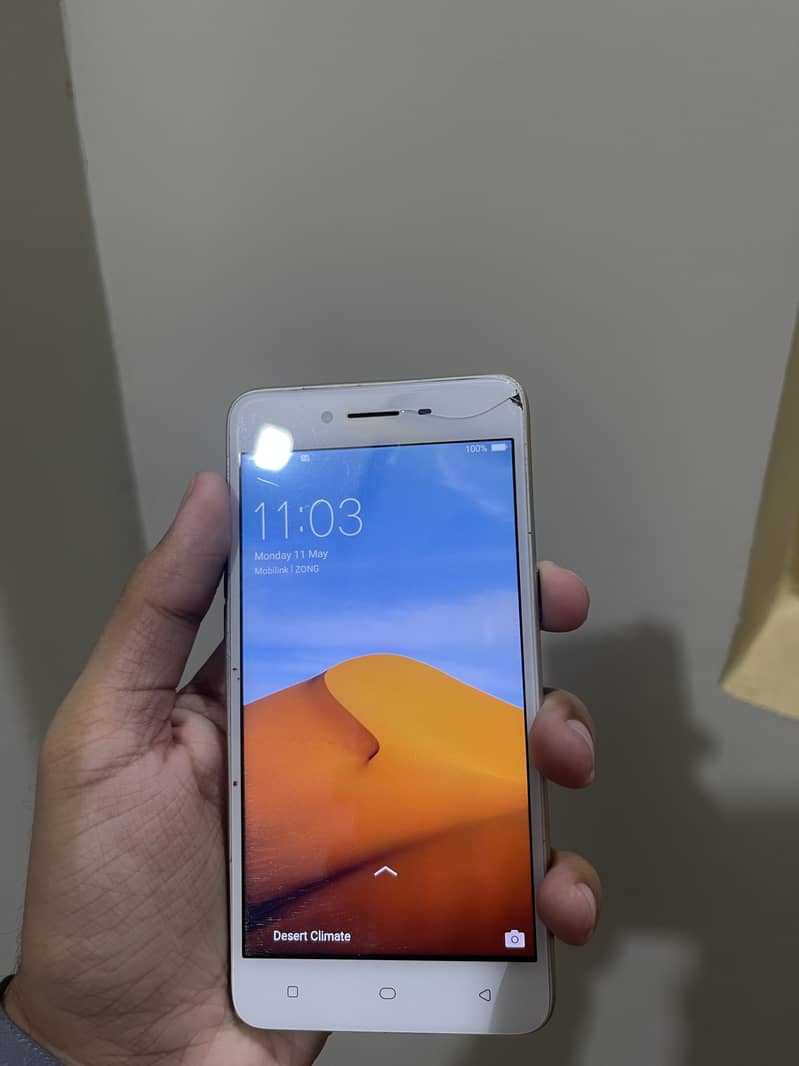 OPPO A37 2