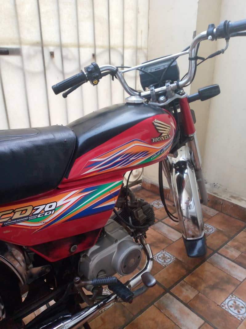cd 70 0