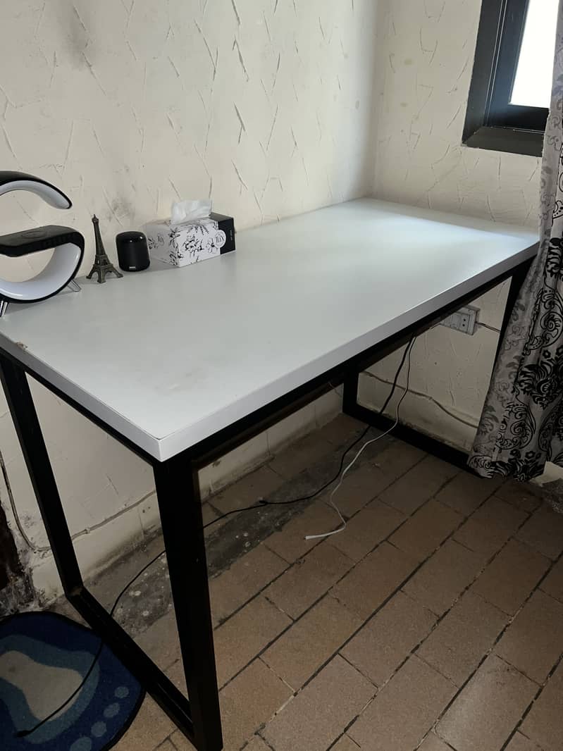 Selling this study table 4