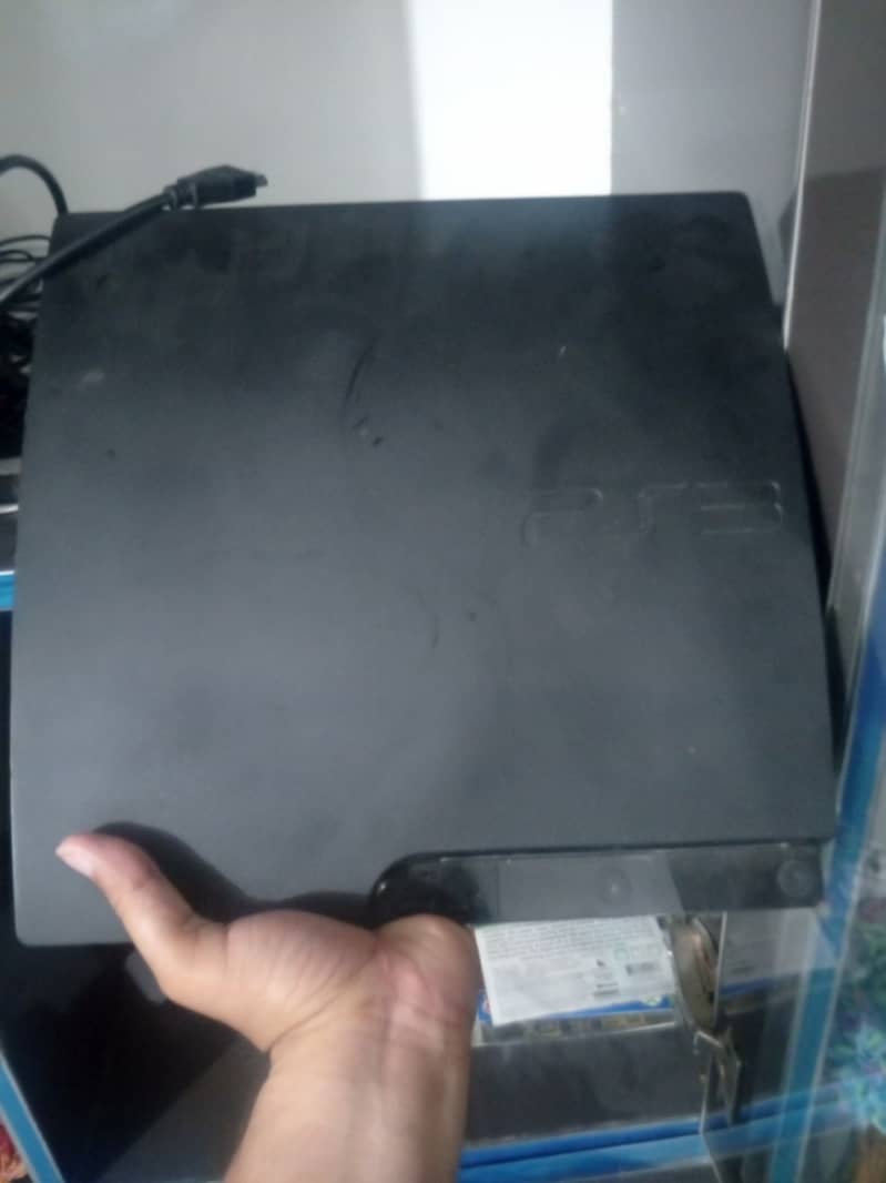 ps3 with Multi controlles 1