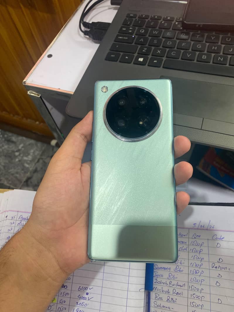 Infinix Zero 40 7