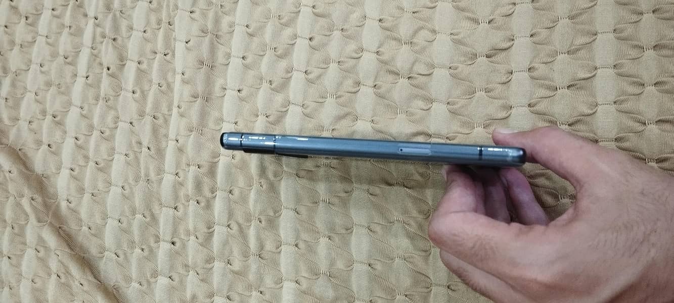Google Pixel 7a 1