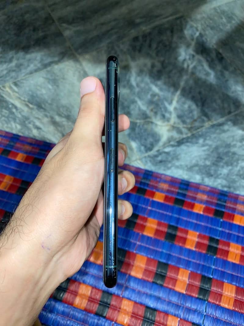 IPhone 11 Pro Max 3