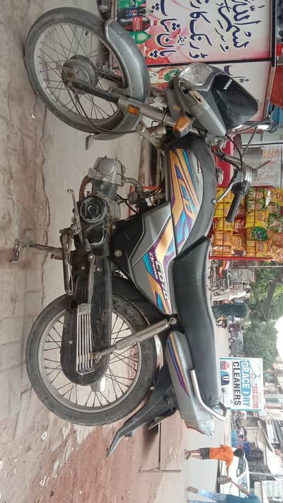 Honda cd 70 dream urgent sale
