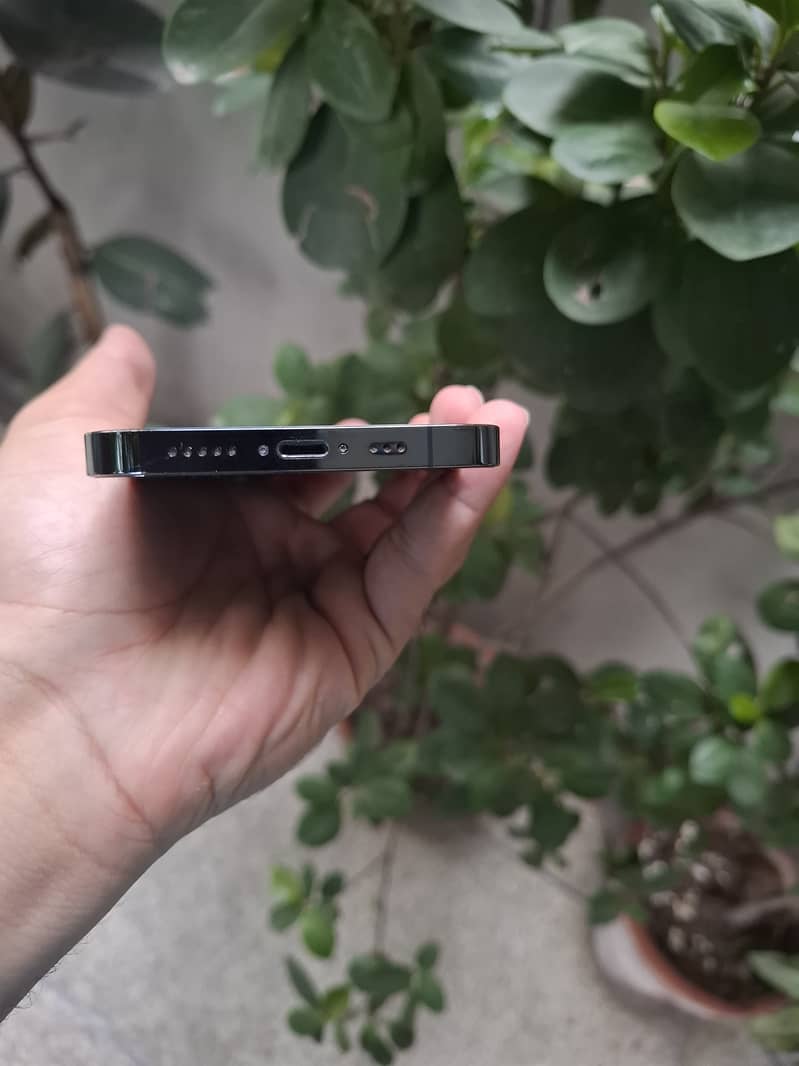iPhone 12 Pro 9