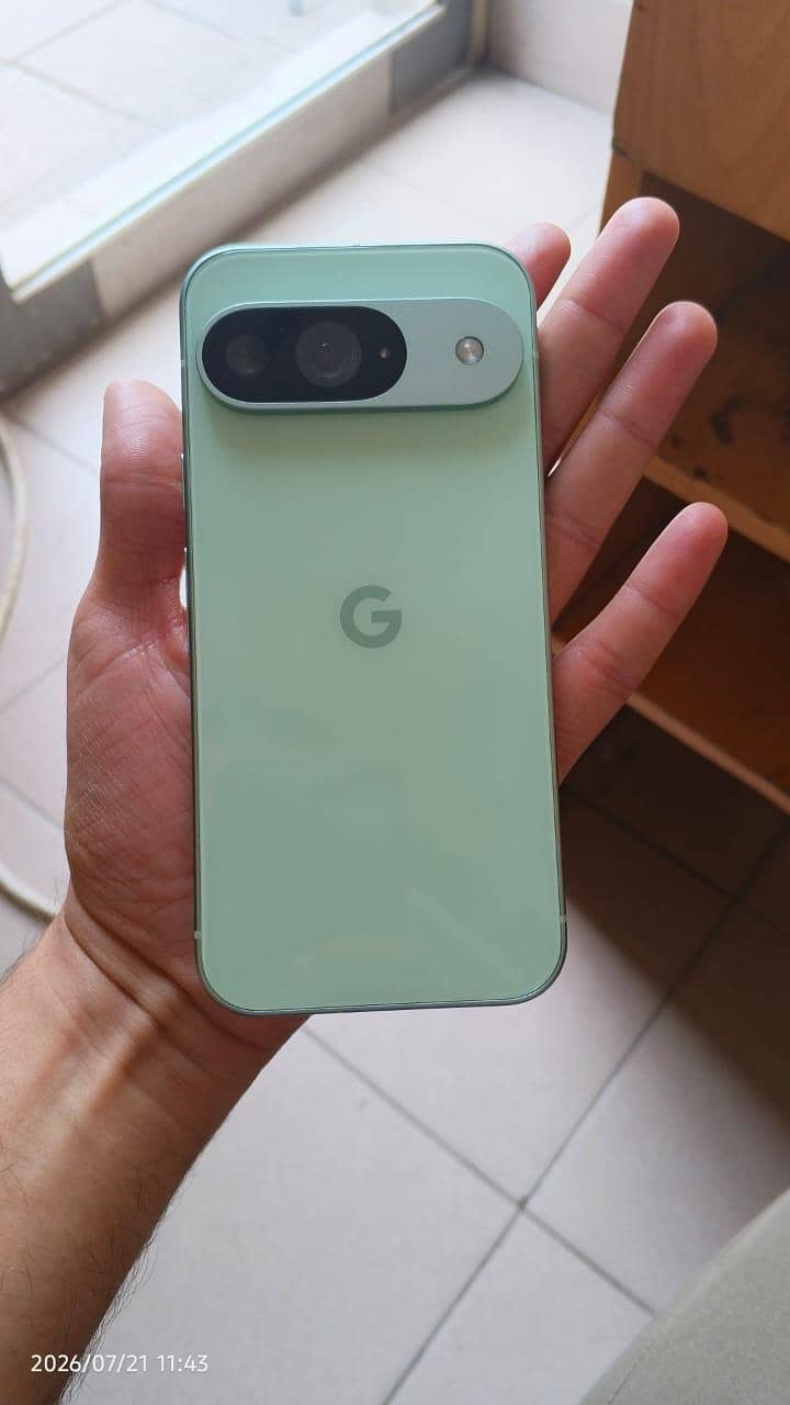 Google Pixel 9 3