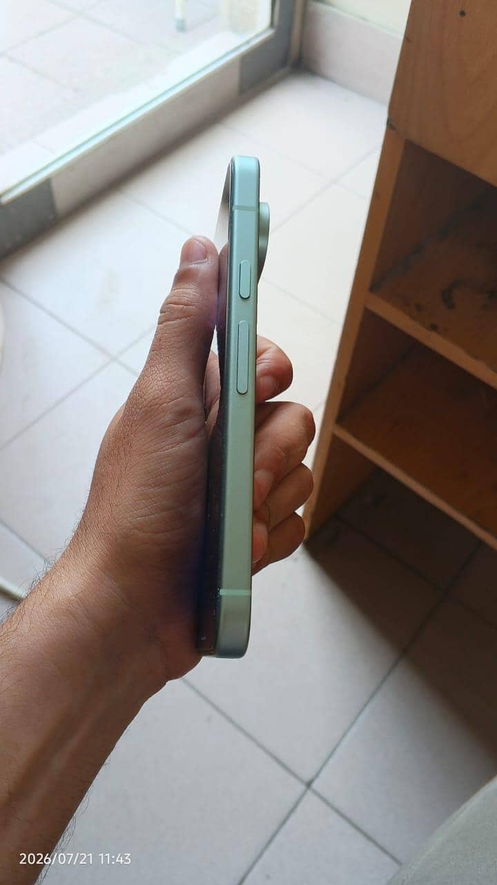 Google Pixel 9 4