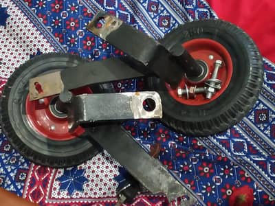 Scooty trainer wheel