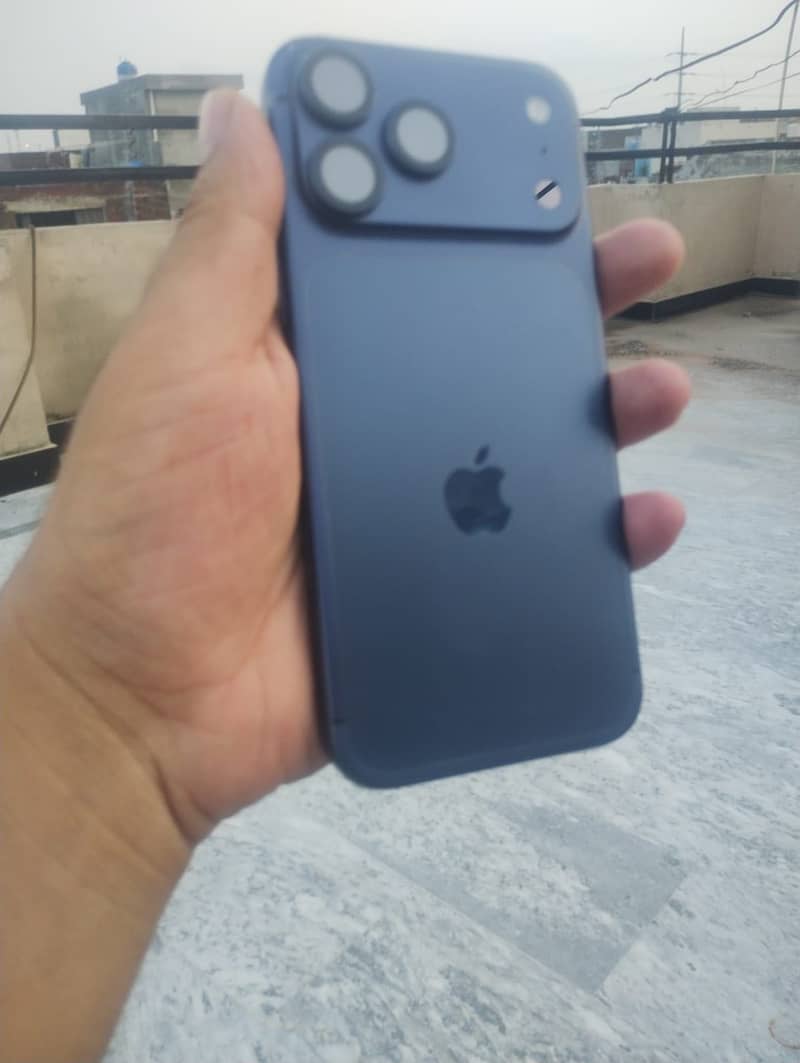 iphone 17 pro max 3