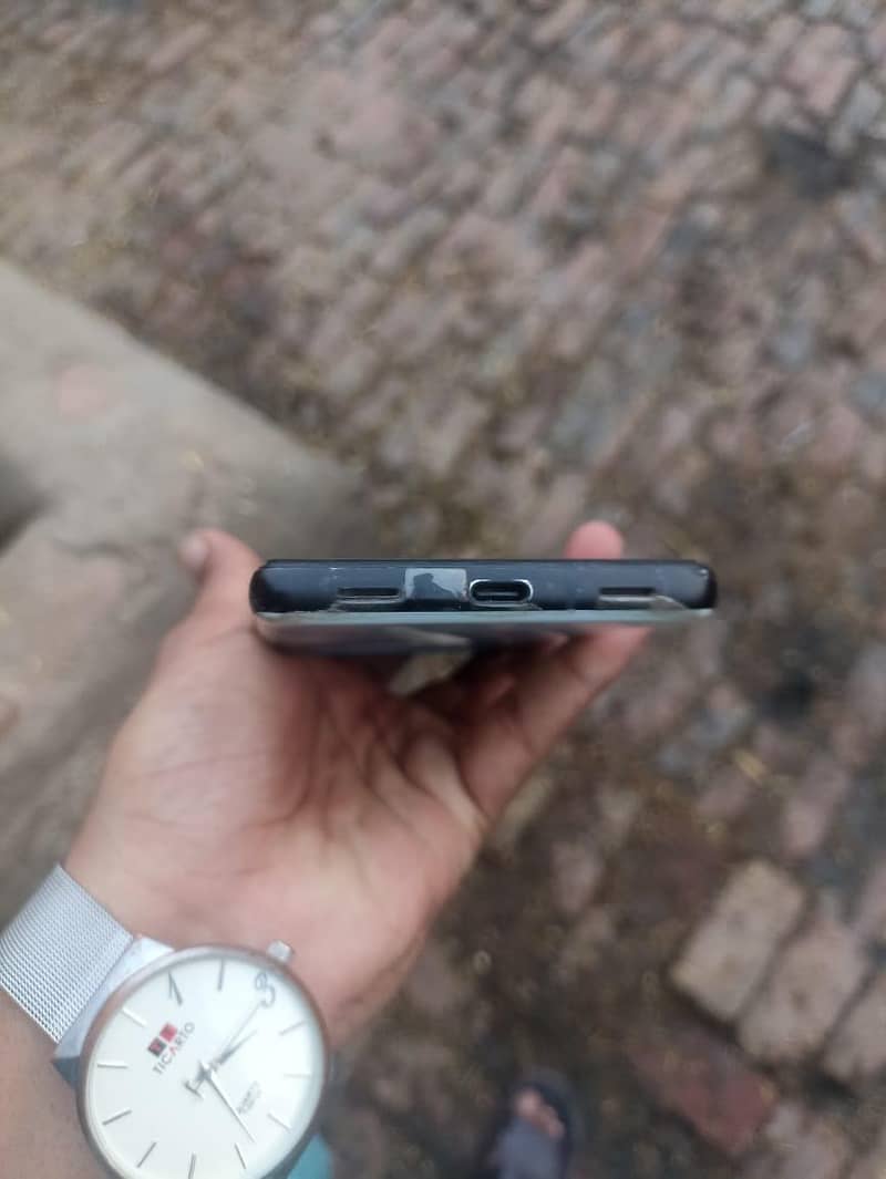 Google Pixel 6a 3