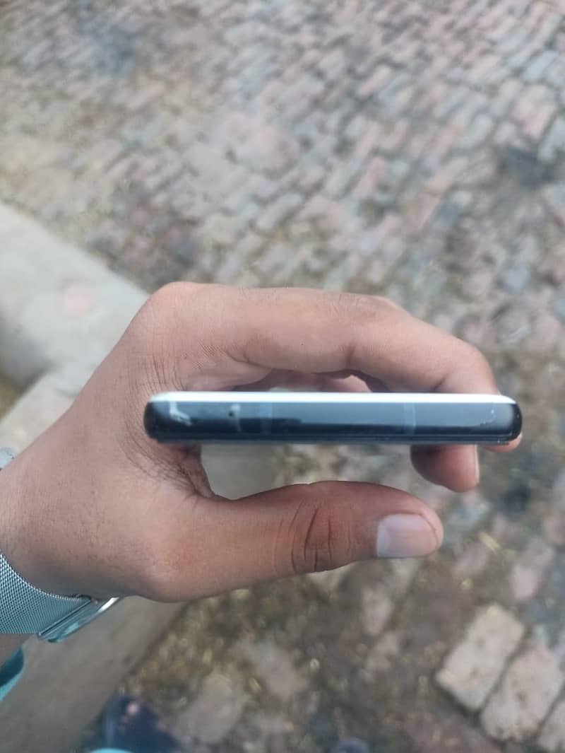Google Pixel 6a 4