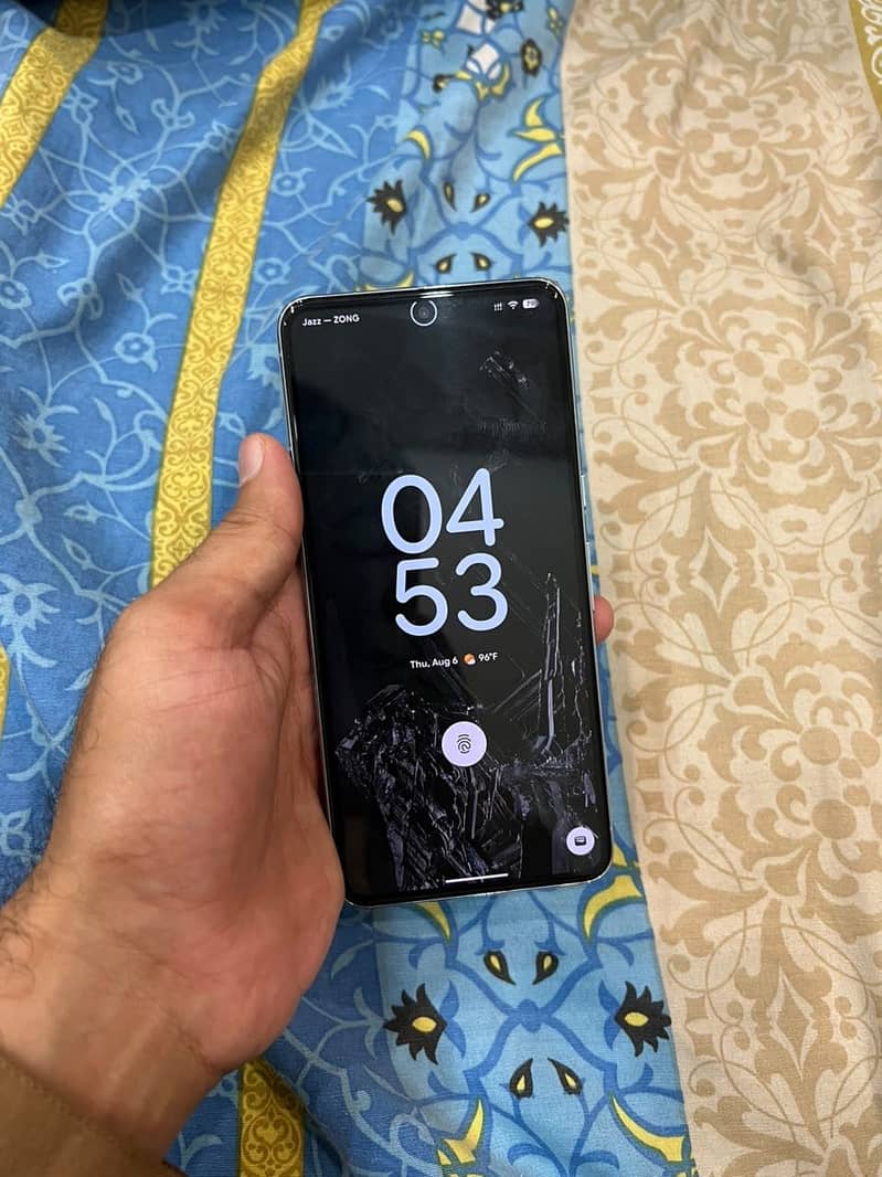 Google Pixel 8 Pro 1