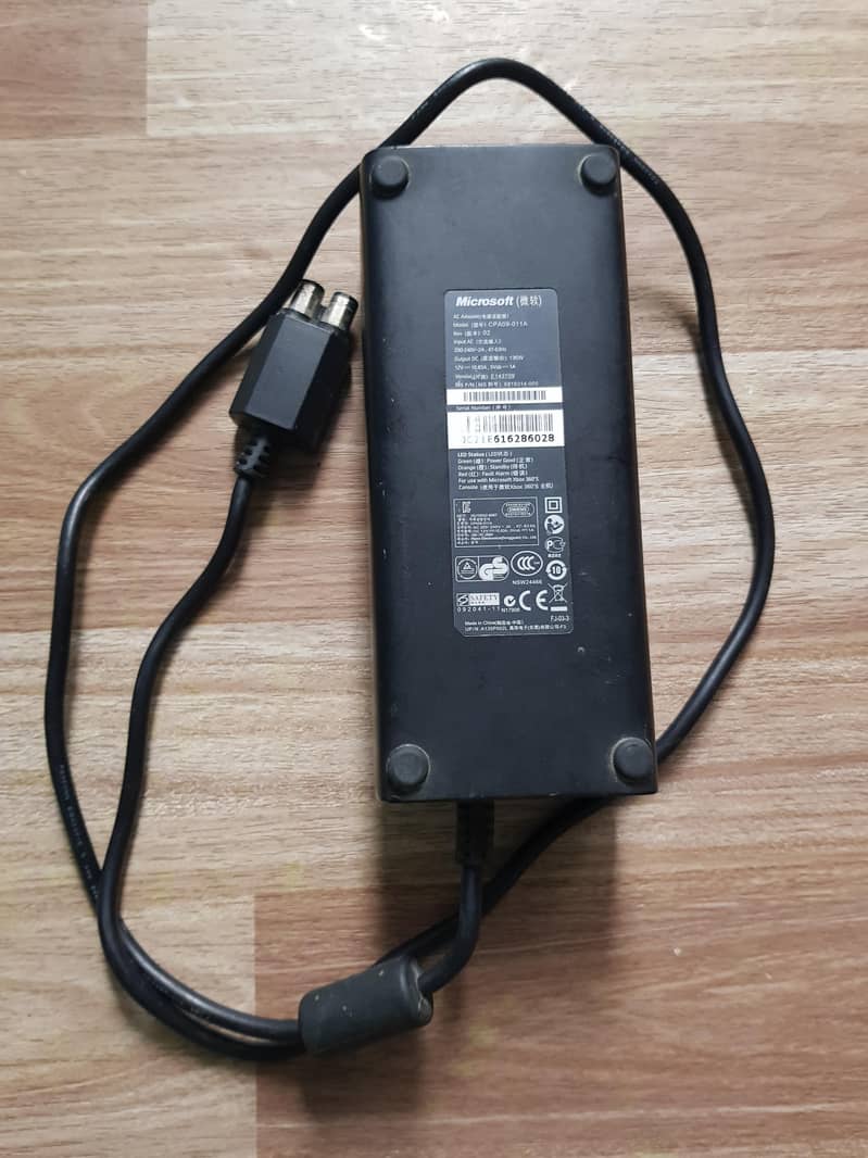 Xbox 360 Slim 4