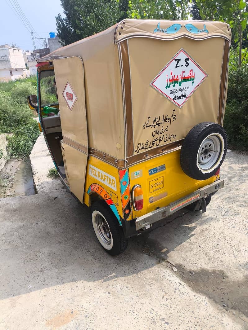 تیز رفتار سی این جی رکشہ برائے فروخت! 4