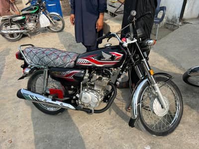 Honda 125 2024 modal
