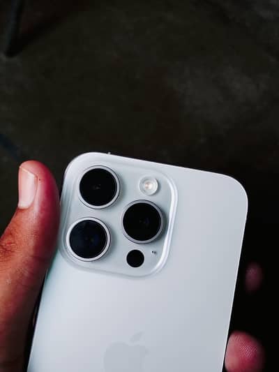 Apple iPhone 15 Pro