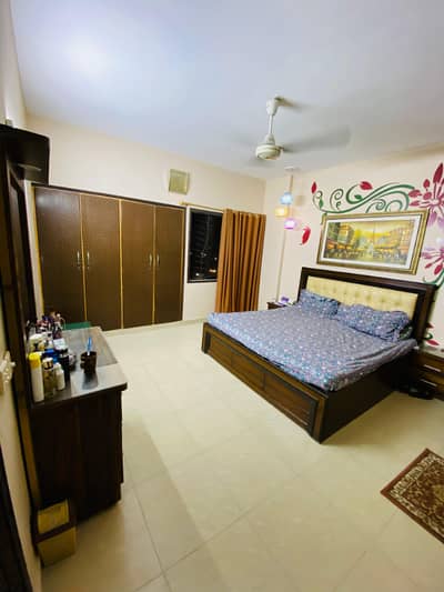 SILVER SAND | FOR SALE | 3BED DRAWING DINNING | CORNER | 7TH FLOOR | BLOCK M | ROAD FACING | 3 WASHROOMS | STAND BY GENERATOR | BLOCK M NORTH NAZIMABAD | 1350 SQFT | PARKING (DEMAND 2 CORE 30 LACS )