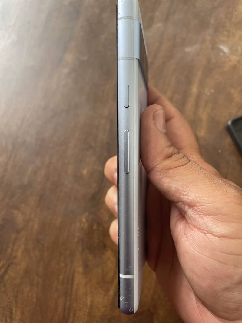 Google Pixel 7a 5