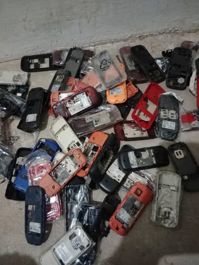 Old Mobiles Accessories for Mobile Mechanics