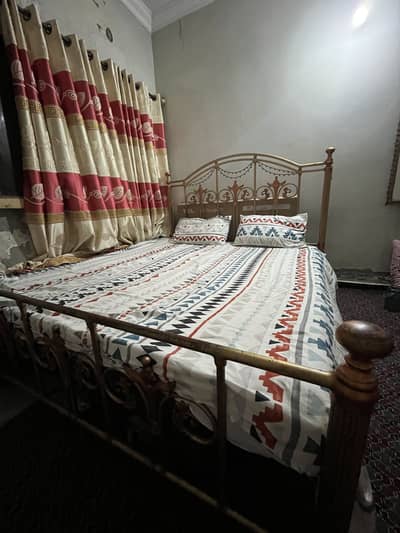 Bed set for sale