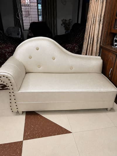 Dewaan for sale good condition