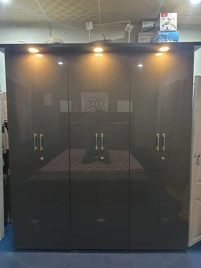 Wardrobe For Sale In Karachi (Almost New)