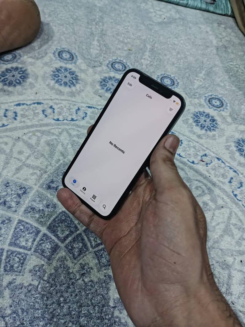 iphone 12 mini 6