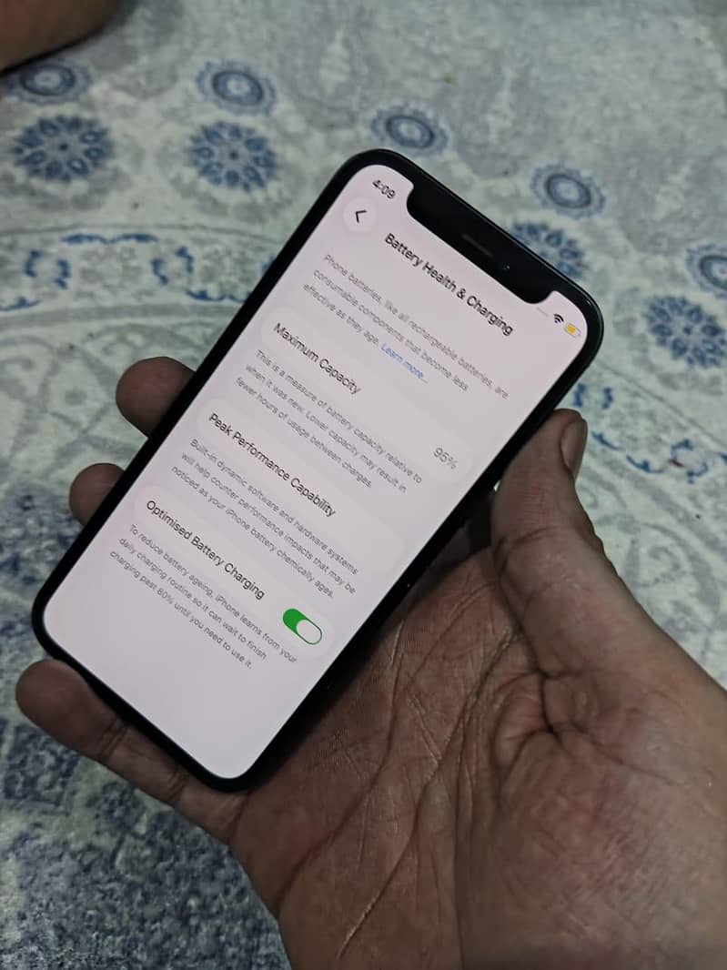 iphone 12 mini 7