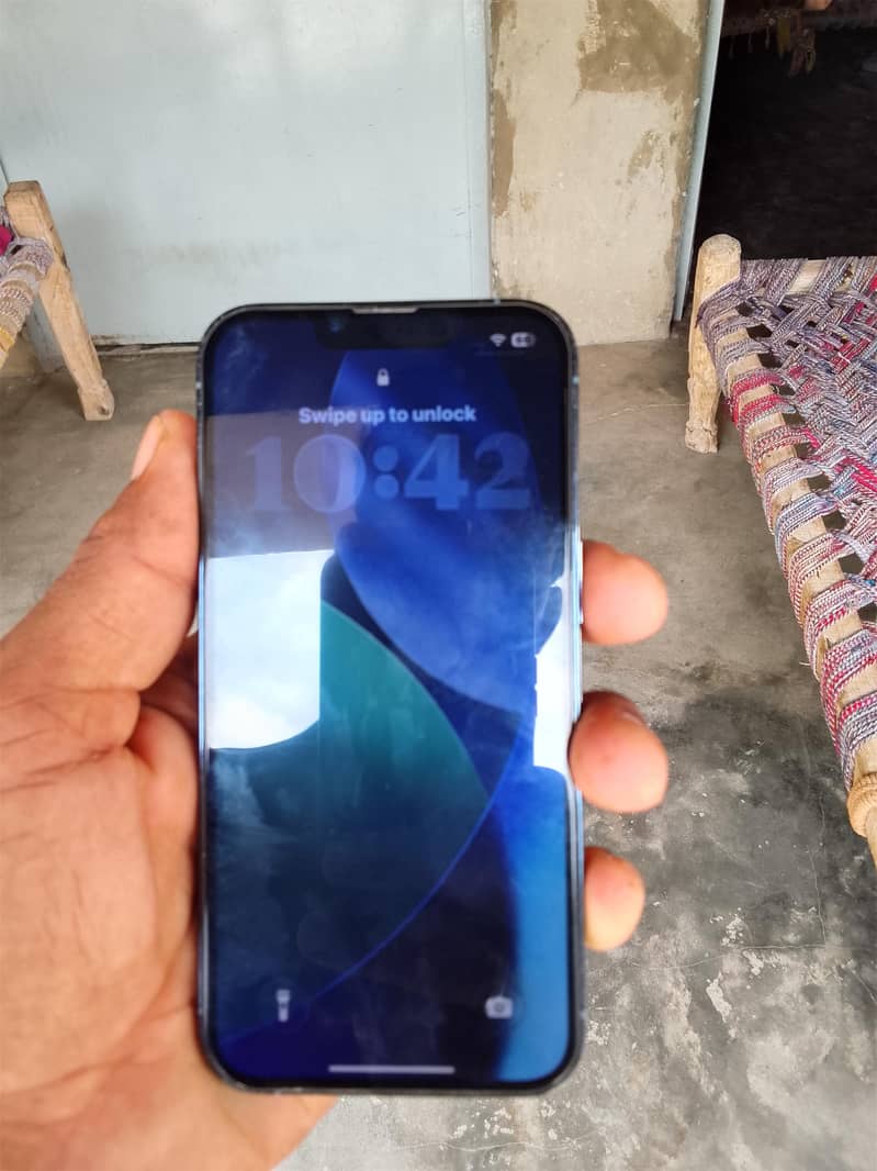 Apple iPhone 13 Pro 2